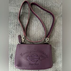 Harley Davidson leather cross body or clip on. Never been used.